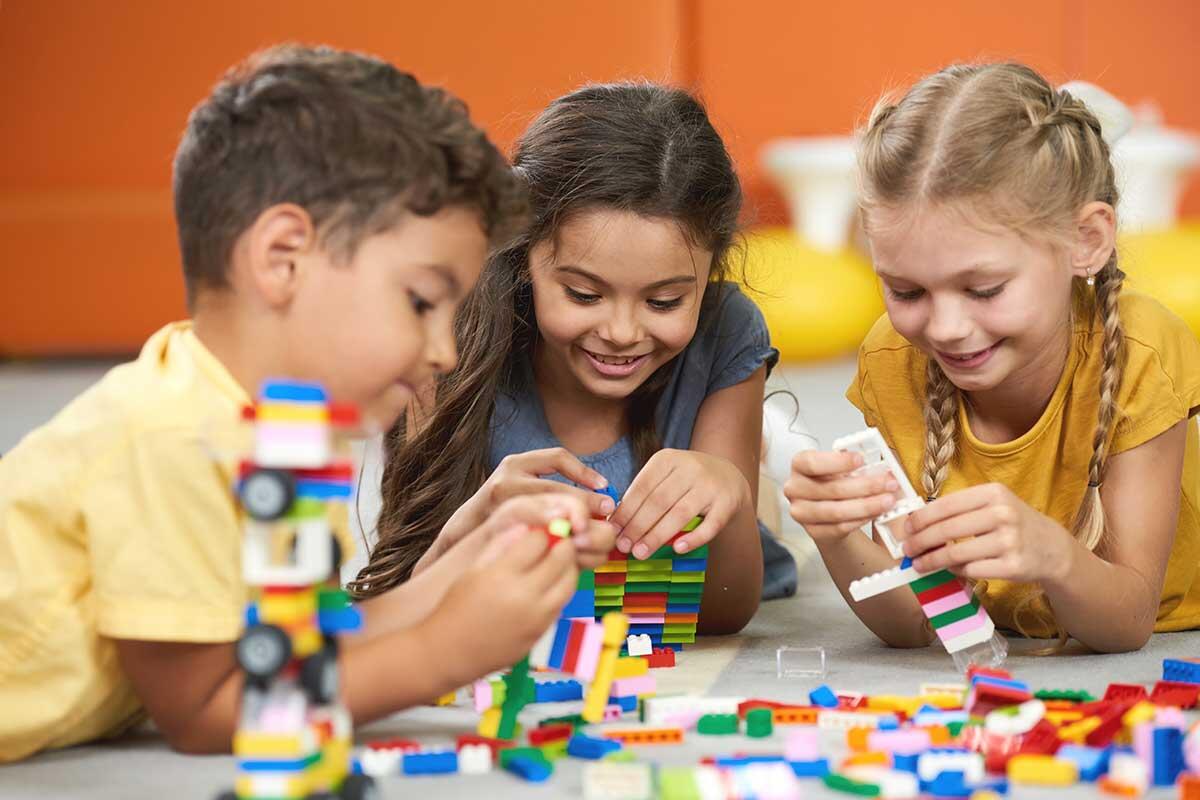 How to Teach a Child to Share Toys